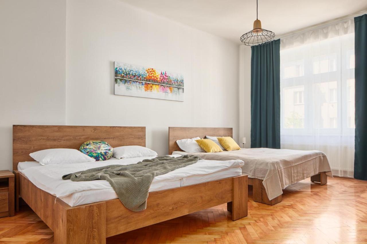 Prague Days - Spacious 3Bdr Apartment - Trendy Neighbourhood Eksteriør bilde